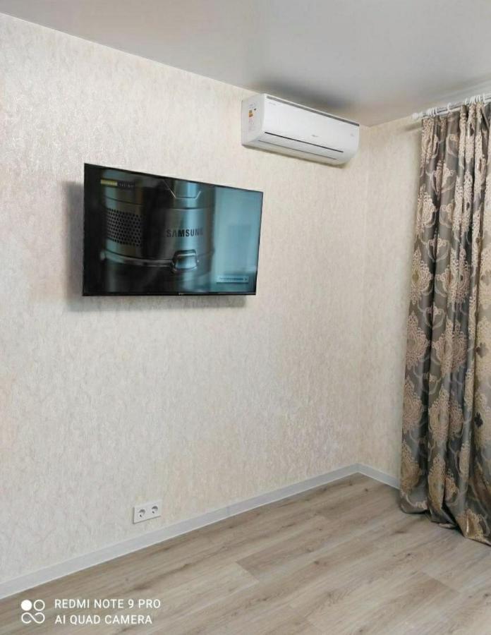 Стильная Vip Квартира В Центре Shostka Exterior foto